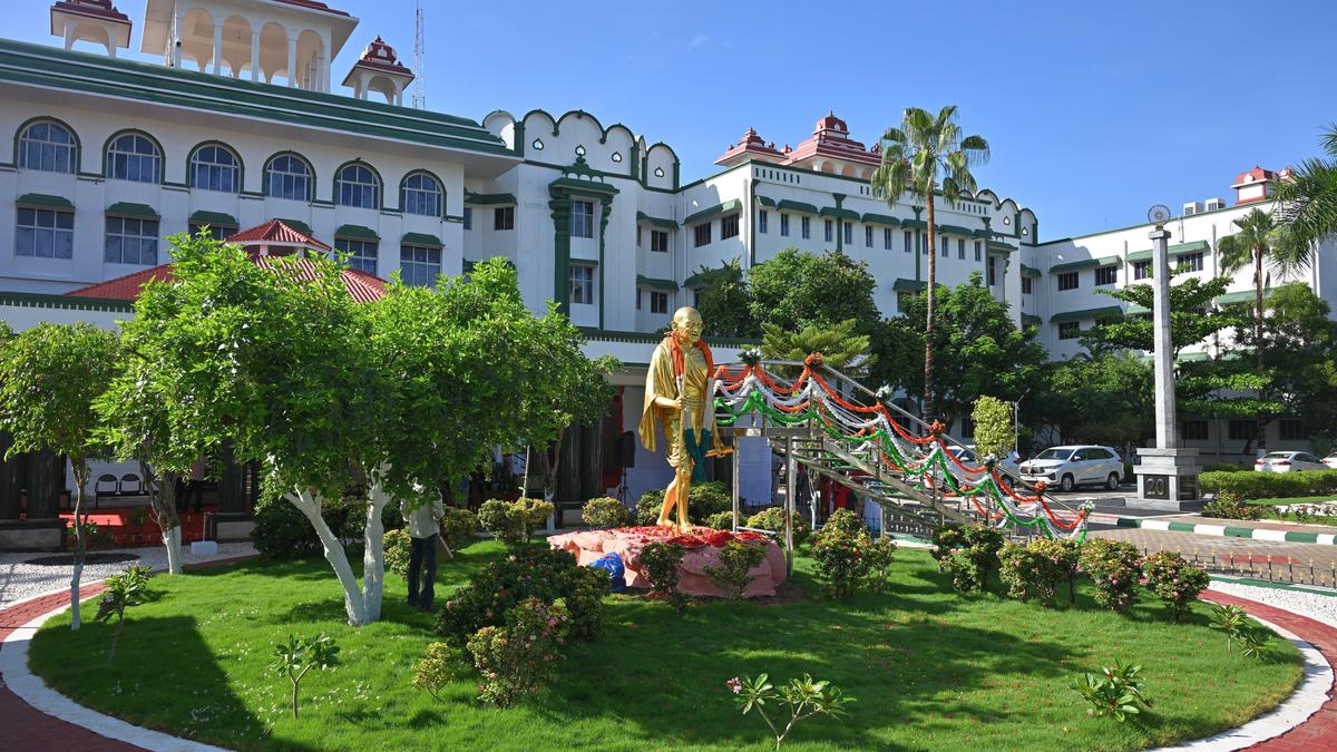 HC disposes of pleas seeking continuation of excavations at Adichanallur, Sivagalai