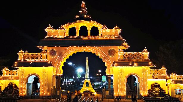Mysuru Dasara to be held on a grand scale this year