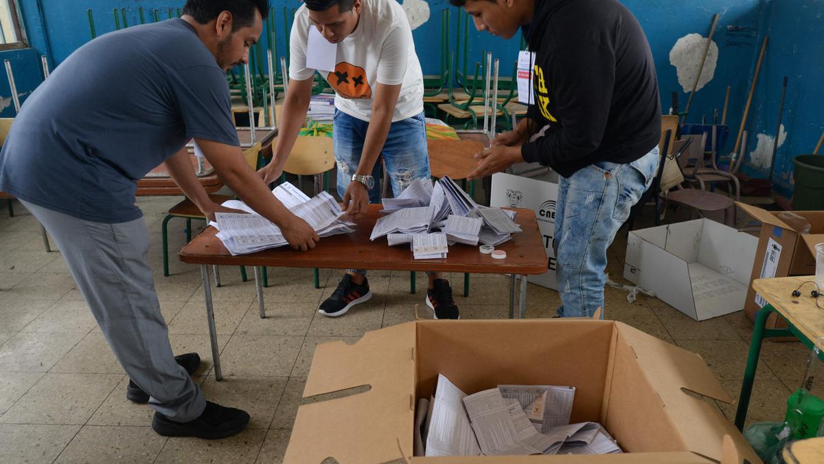 Ecuadorians vote overwhelmingly in referendum to approve toughening fight against gangs