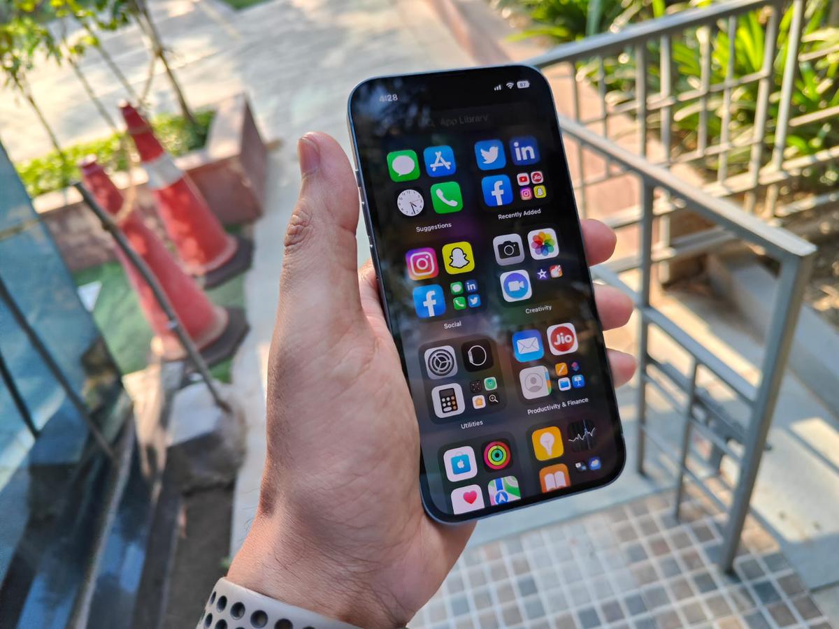 Apple iPhone 14: Stick with the 13, or go Pro