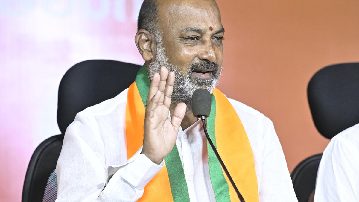 Mayoral poll: Battle for control of Karimnagar and Nizamabad municipal corporations poised for a nail-biting finish