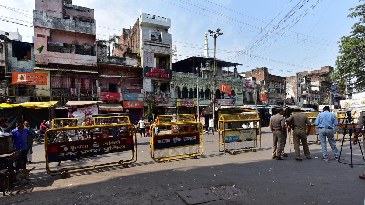 U.P. police intensifies security in Prayagraj after Atiq Ahmed, Ashraf shot dead; internet services shut, flag march in multiple districts