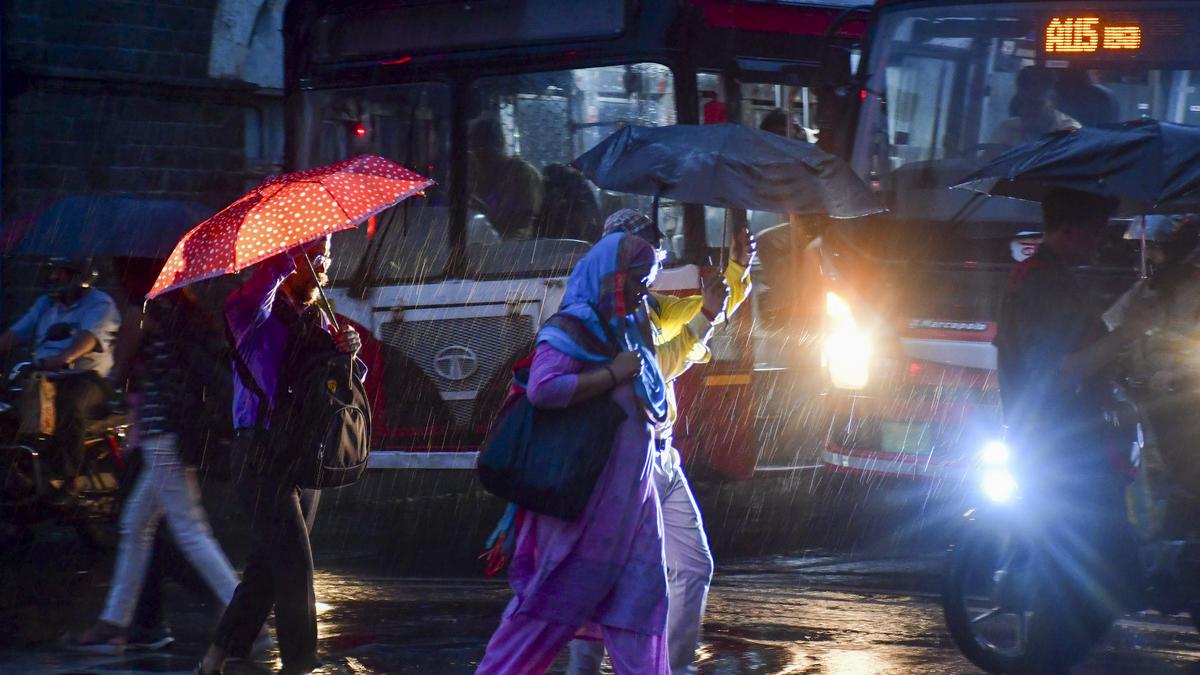 Rain in Mumbai: Heavy rains hit the city, bringing rail and road traffic to a standstill