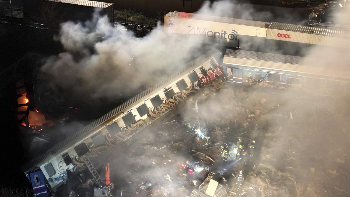 Fiery train crash in Greece kills 16, hurts at least 85