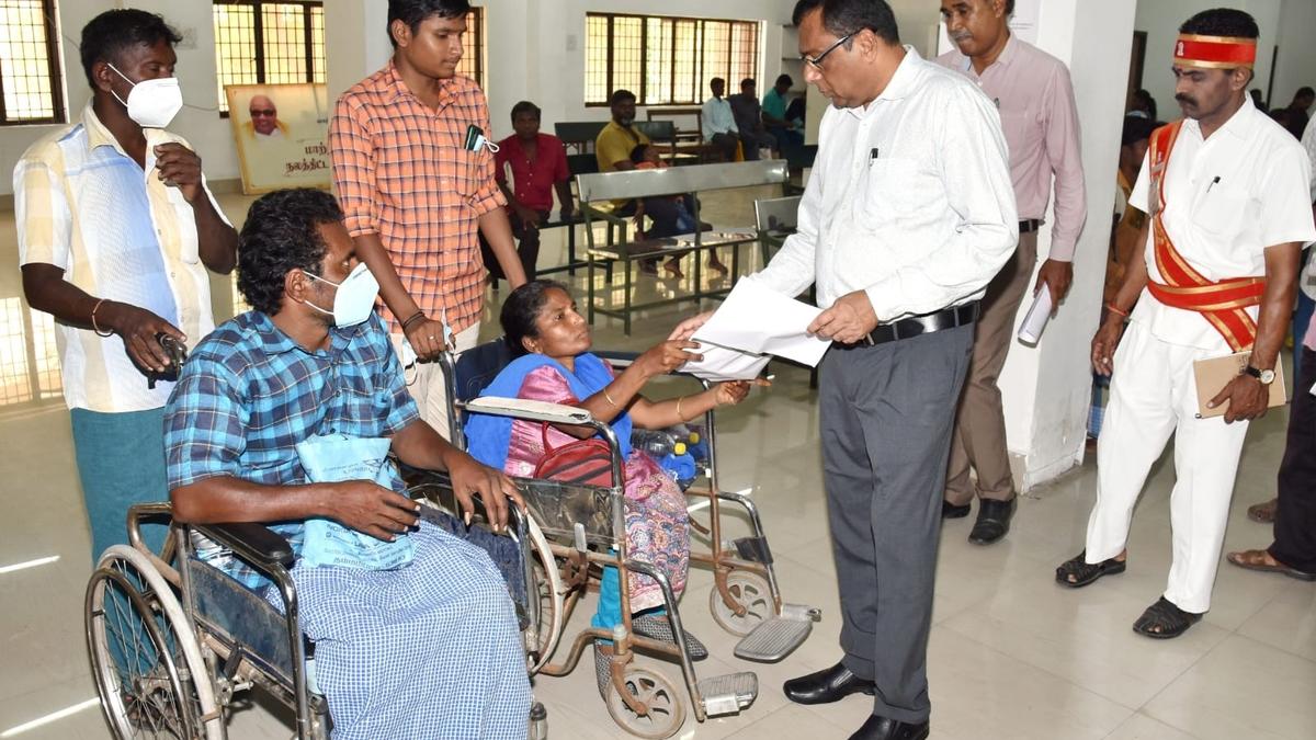 429 petitions received during grievances redress day in Salem