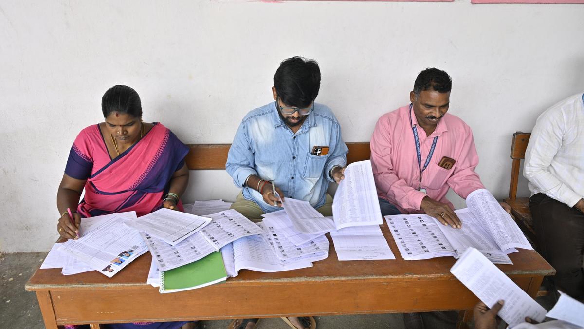 Supreme Court on SIR LIVE updates: Court hears petitions challenging constitutionality of the Bihar SIR