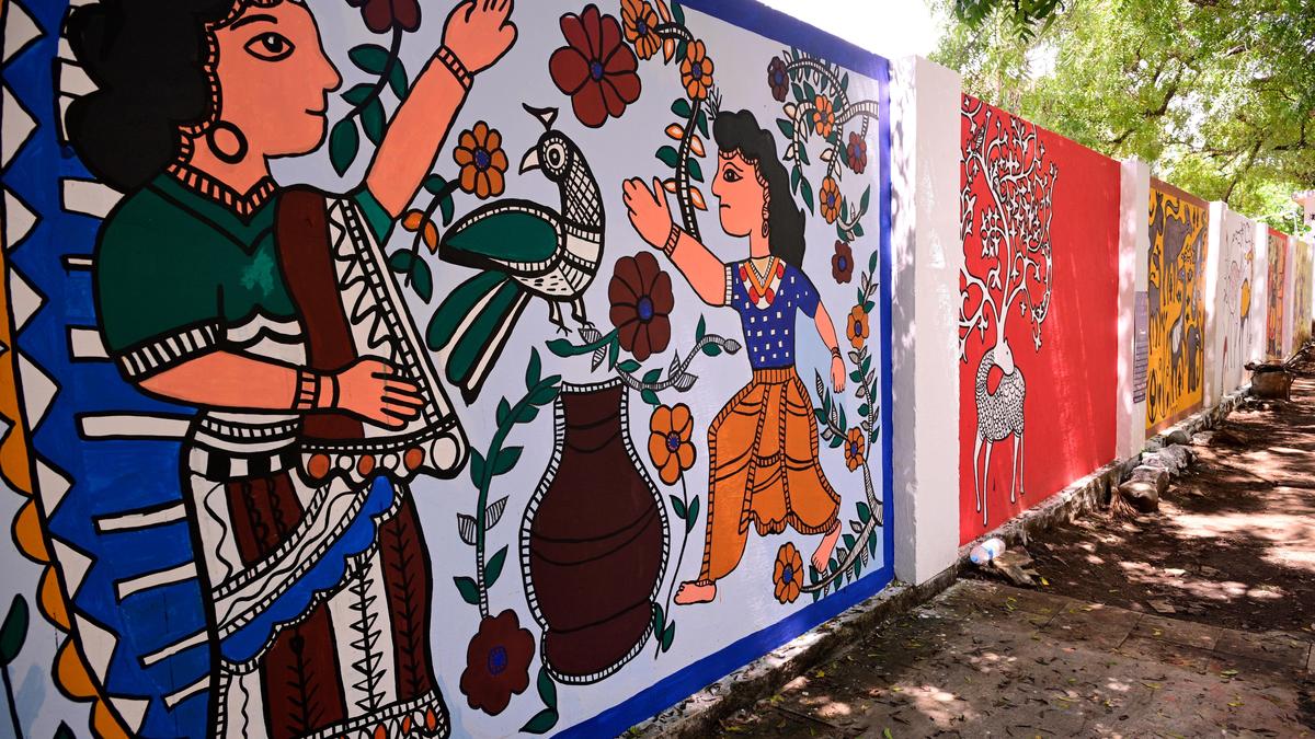 Walls that heal at the Institute of Mental Health in Theni