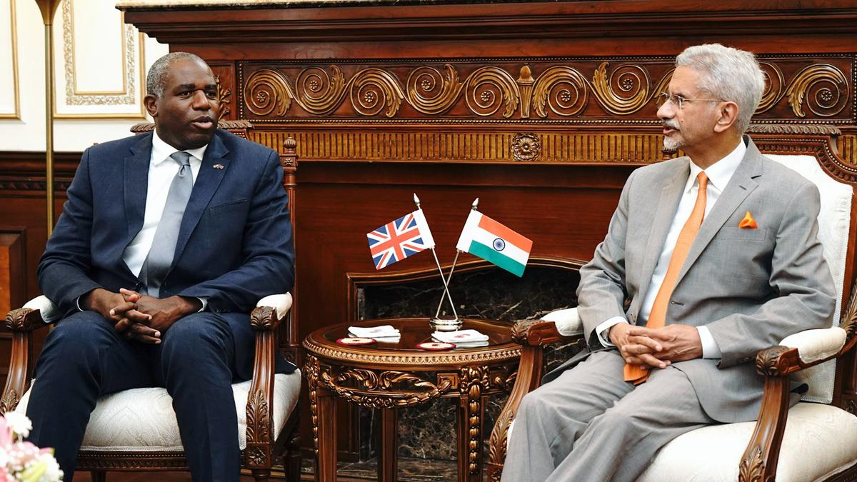 Jaishankar speaks to David Lammy on U.S.-Russia summit Jaishankar speaks to David Lammy on U.S.-Russia summit