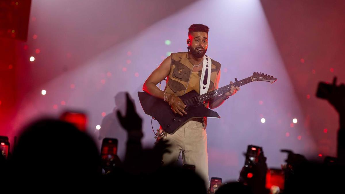 A.P. Dhillon brings back ‘Summer High’ to the frigid Delhi December