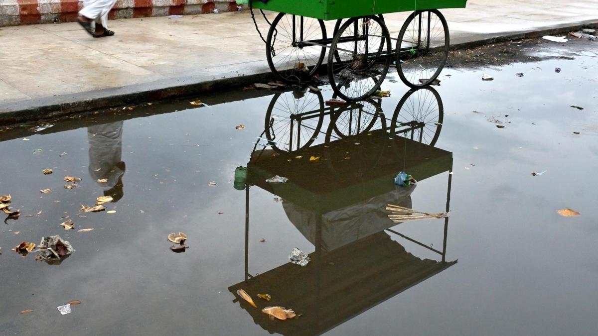 Summer rain cools Madurai city