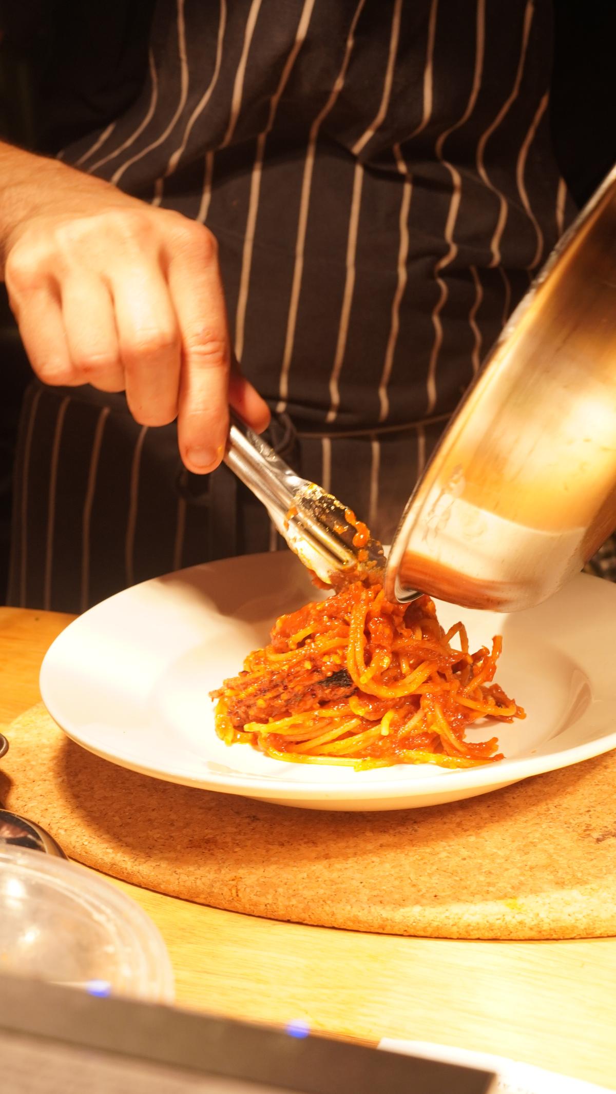 Angry spaghetti with arrabbiata and stracciatella