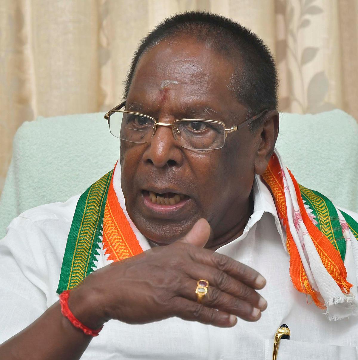 Congress accuses CM Rangasamy of surrendering rights to Centre