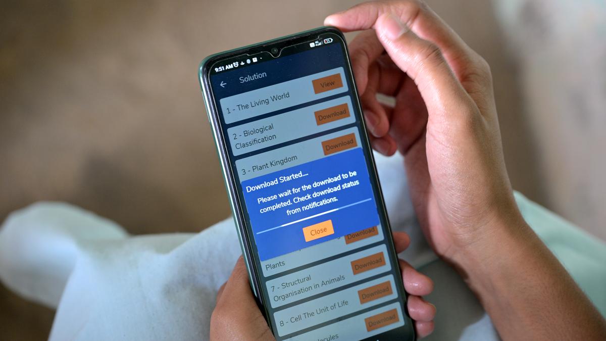 NIMHANS holds State-level consultation on responsible digital use among students in Karnataka