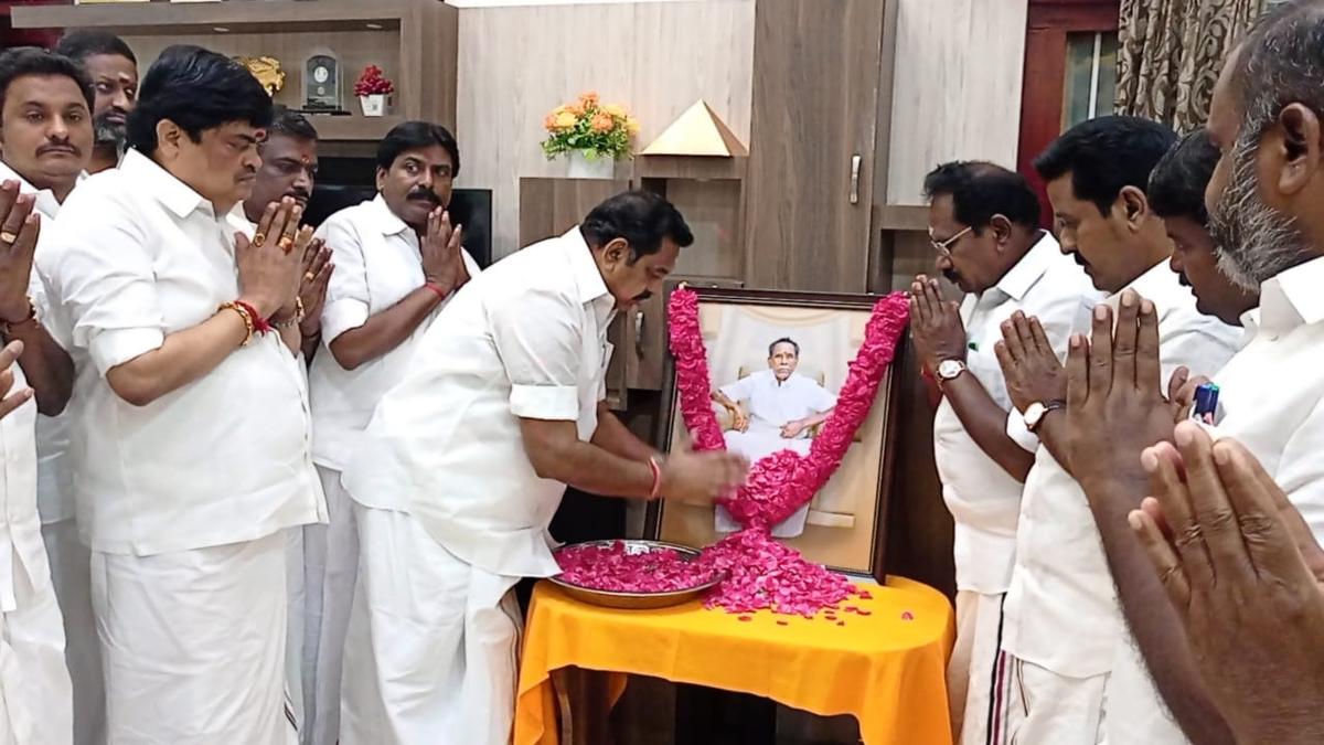 EPS offers condolences to former State Minister