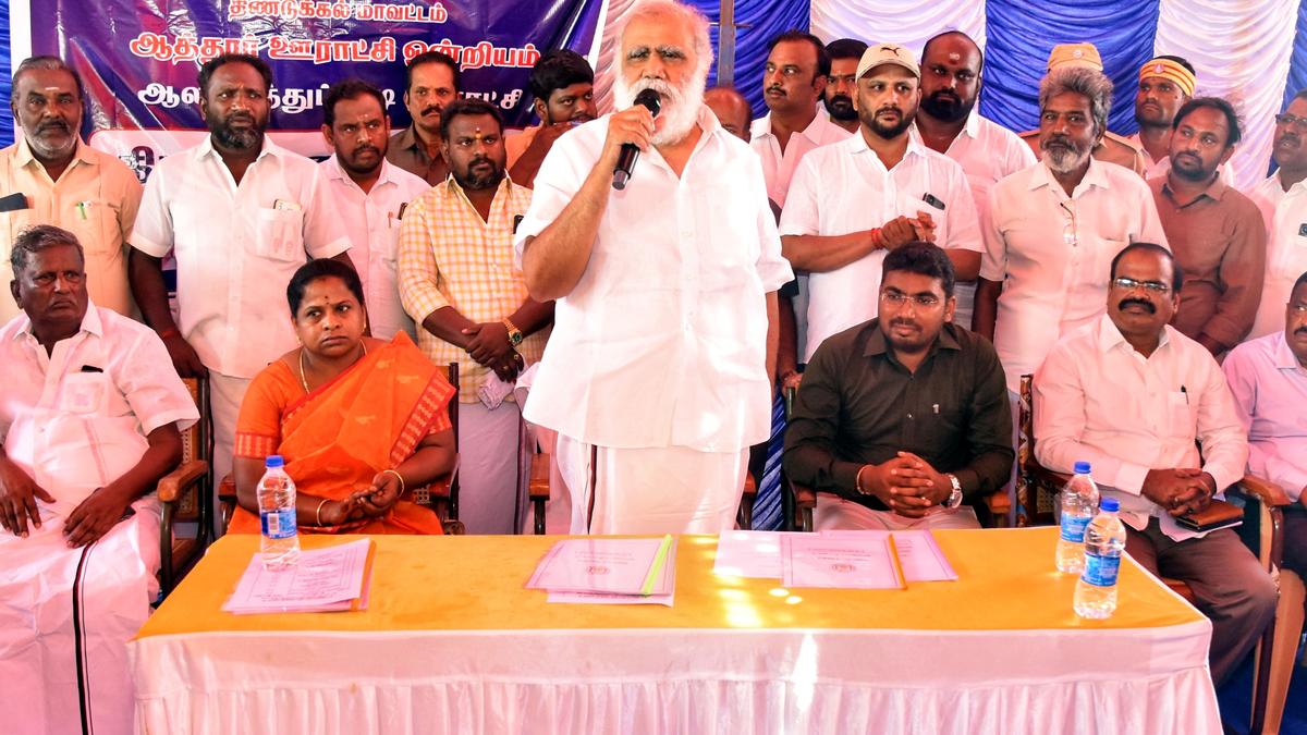 Implementation of drinking water, road projects being given priority, says Minister at gram sabha meeting