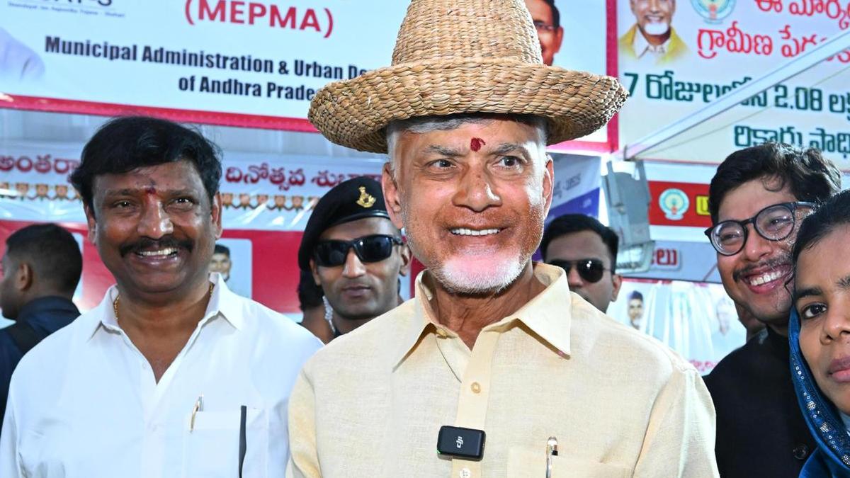 CM Chandrababu Naidu sets target to achieve ₹58 lakh per capita income in Andhra Pradesh by 2047 thumbnail