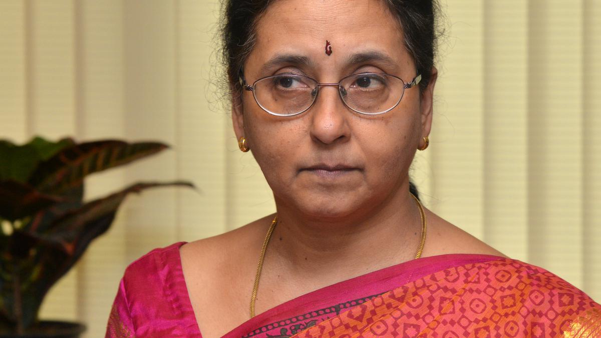 T.N. did better job of handling the pandemic, says Girija Vaidyanathan