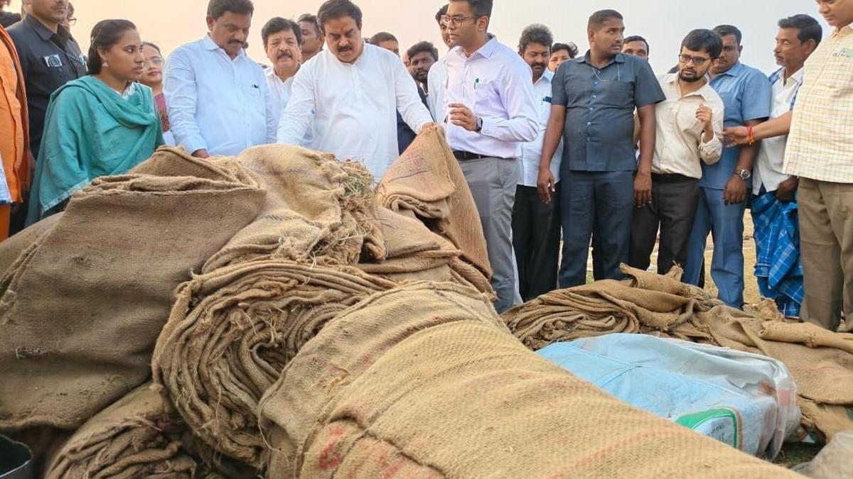 ₹400 crore paid to farmers in East Godavari within 5 hours of paddy procurement: Minister