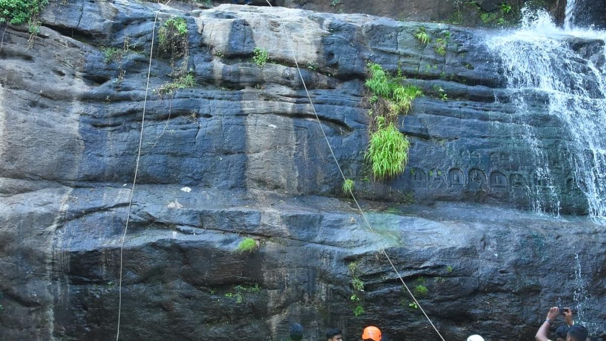 Drill on rescuing flash flood victims held in Courtallam
