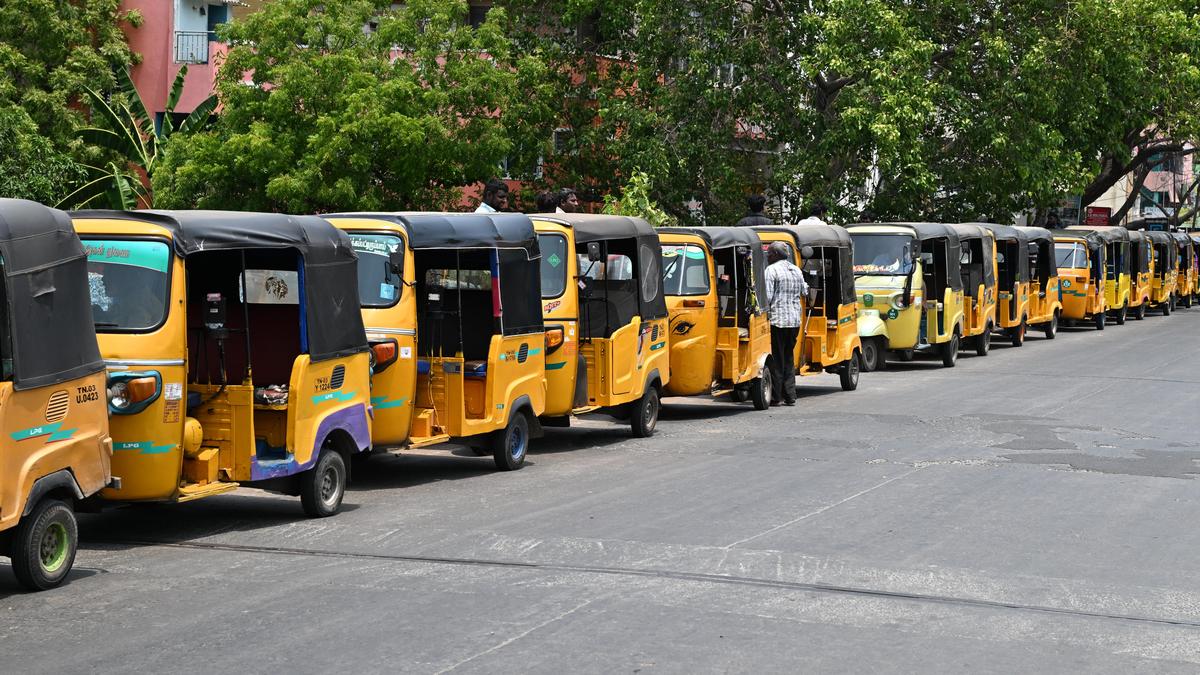 LPG autorickshaws wait in queues as fuel outlets in Chennai go dry