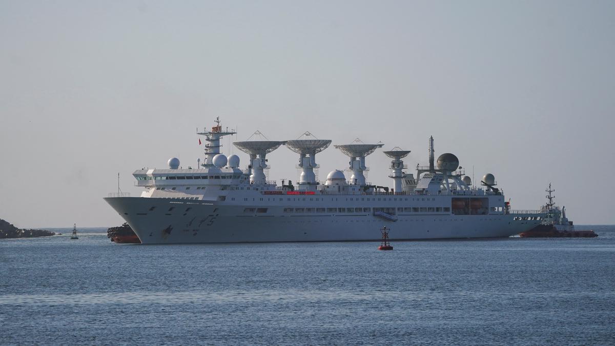 Chinese satellite tracking ship leaves Sri Lanka