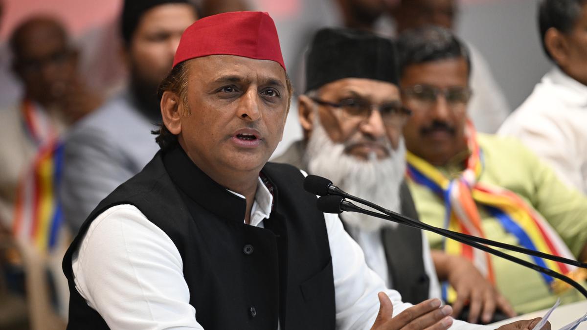 Akhilesh Yadav reiterates caste-based posting allegations, hits out at DGP 
