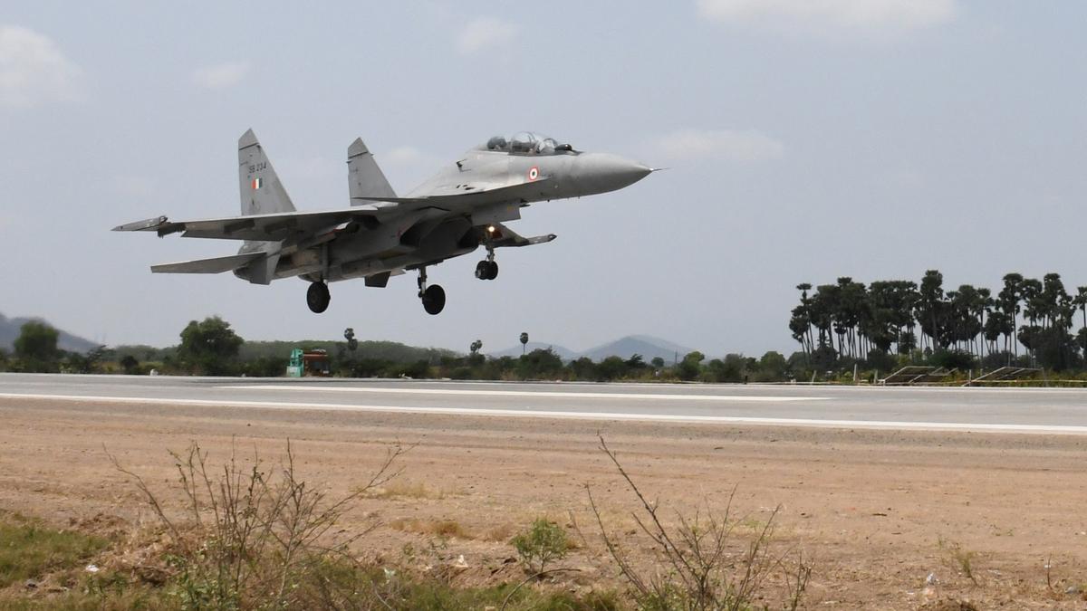 Emergency Landing Runway on NH 16 in Bapatla district of Andhra Pradesh tested successfully by Indian Air Force