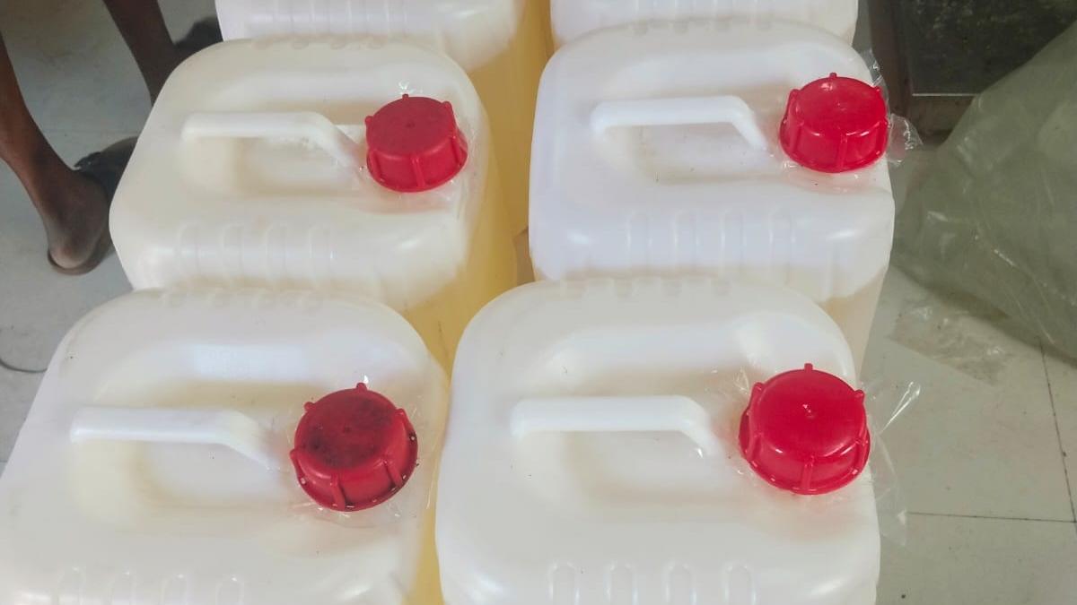 Coconut oil unit sealed in Kanniyakumari for violations