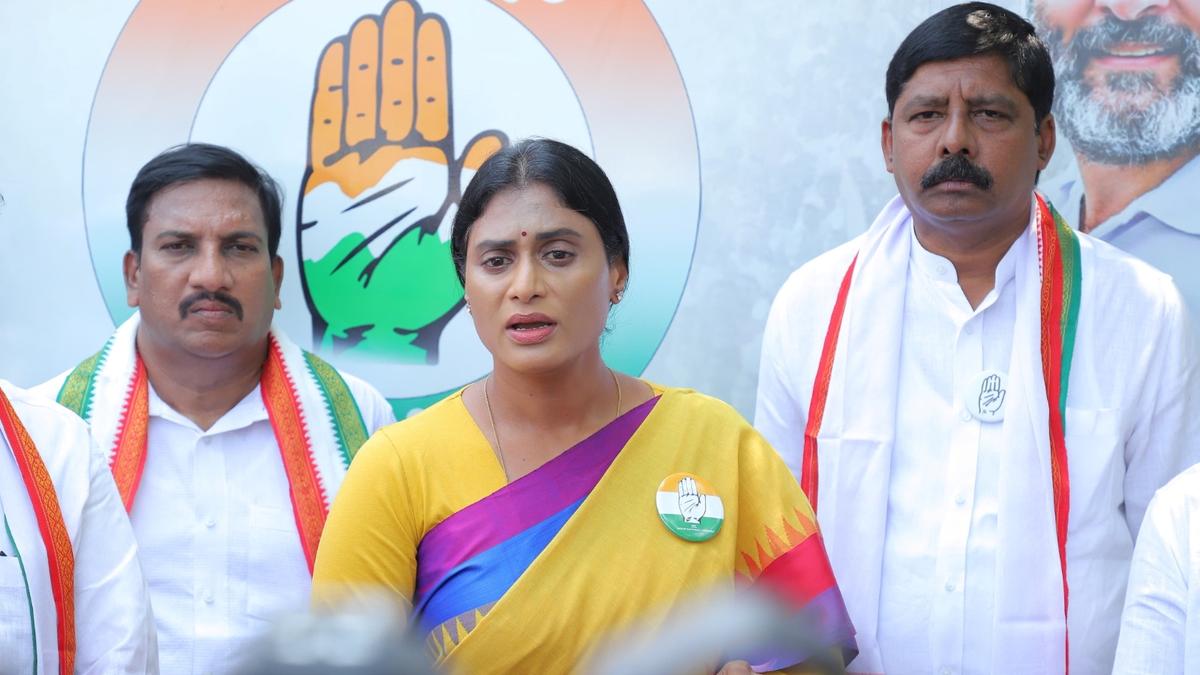 I am contesting with Avinash Reddy as Jagan is protecting him in Viveka murder case, says Sharmila