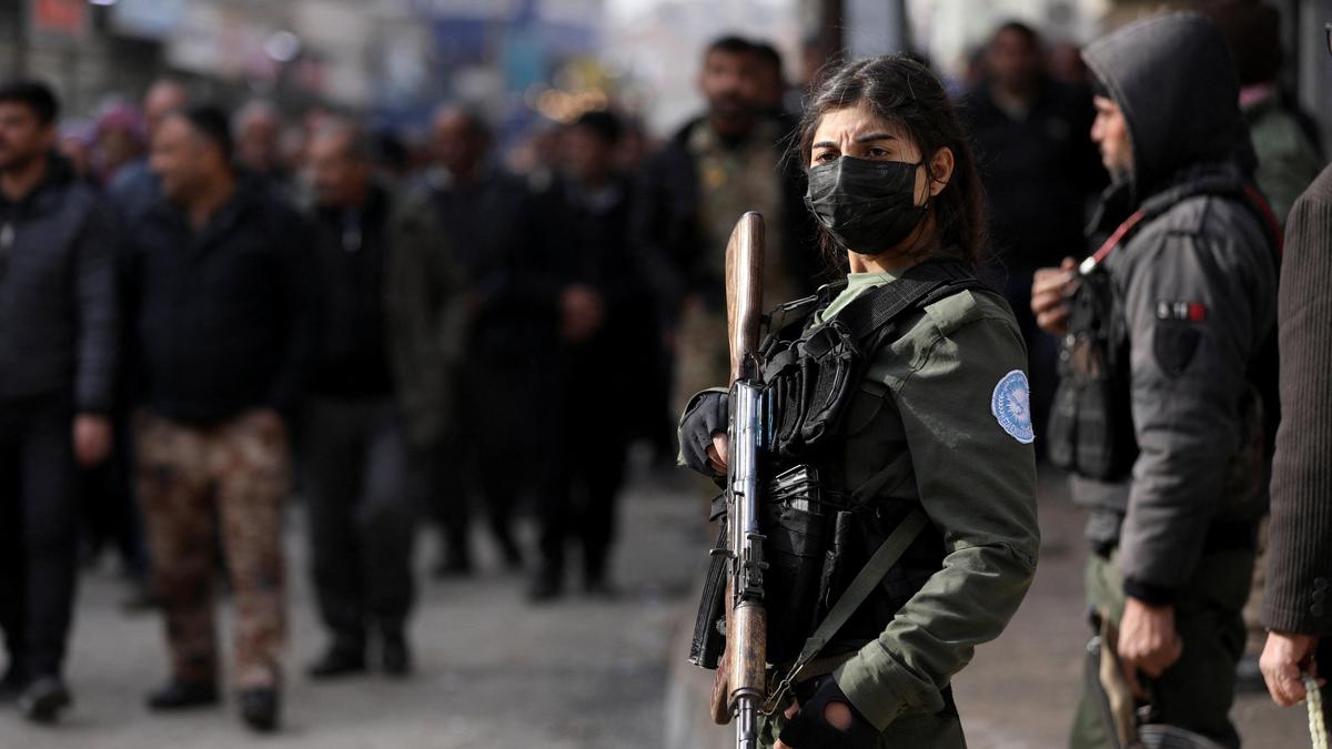 Syrian authorities urge civilians to evacuate Aleppo neighbourhoods as clashes with Kurds continue