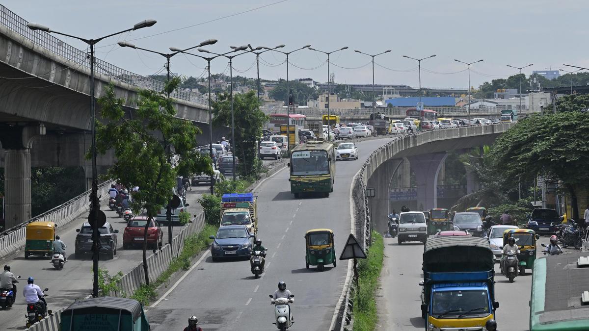 Driver killed in truck collision near Satellite Bus Stand in Bengaluru ...