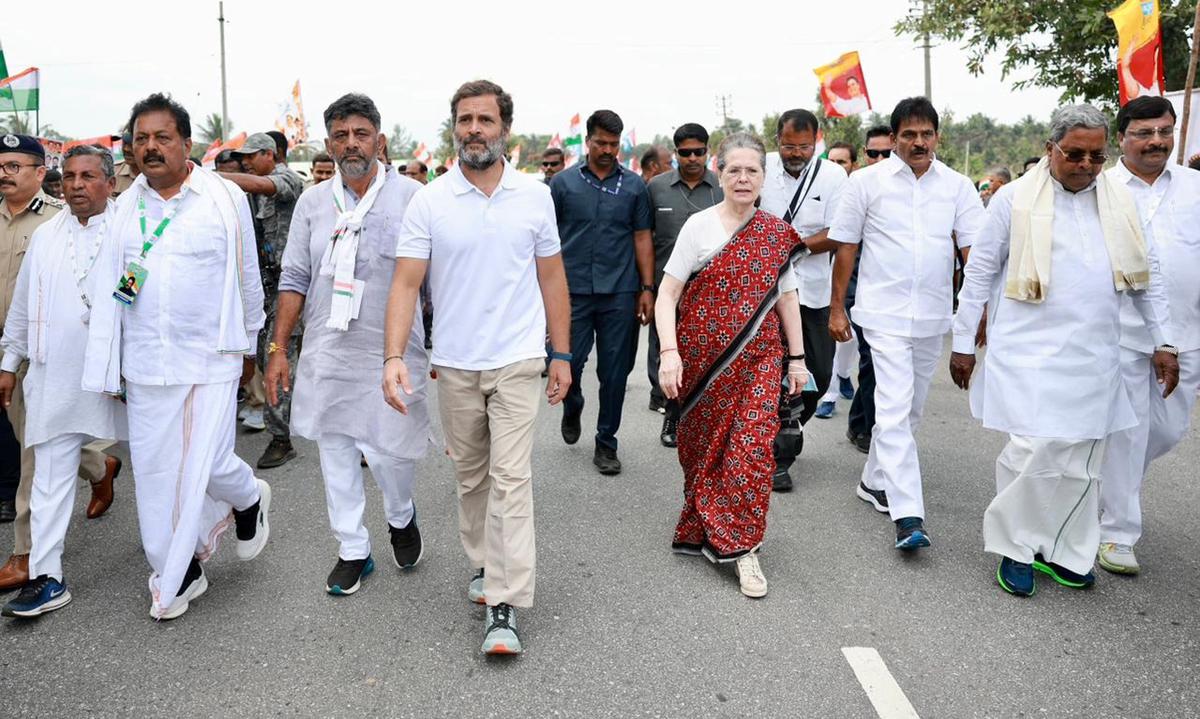 1200px x 719px - Congress President Sonia Gandhi joins Bharat Jodo Yatra in Mandya - The  Hindu