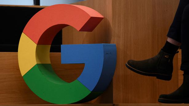 Alphabet Inc Google down in the U.S. according to Downdetector