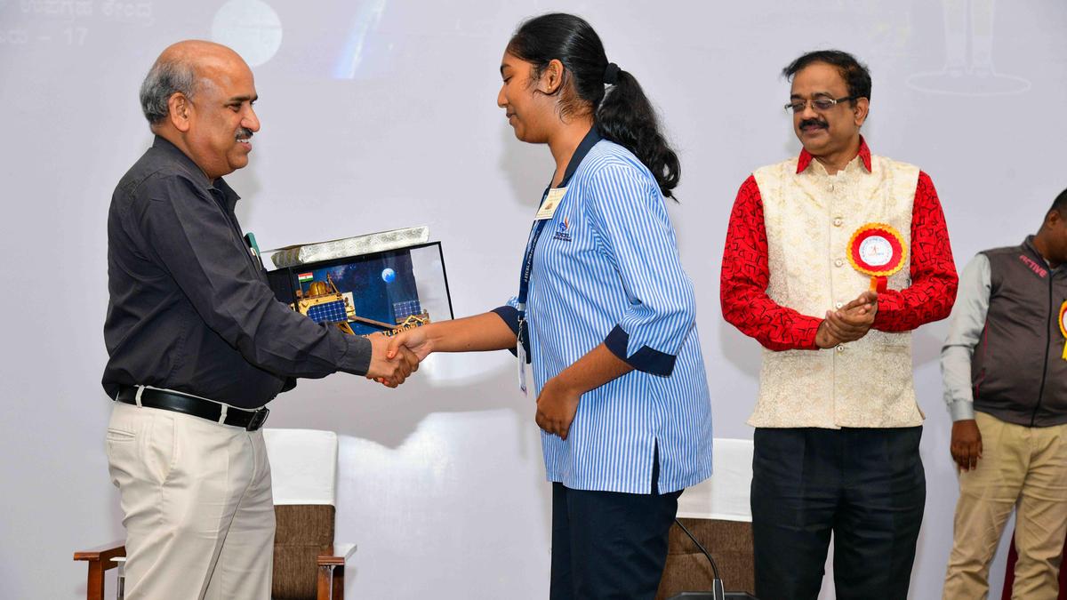 Mysuru student wins URSC–ISRO Kannada science competition - The Hindu
