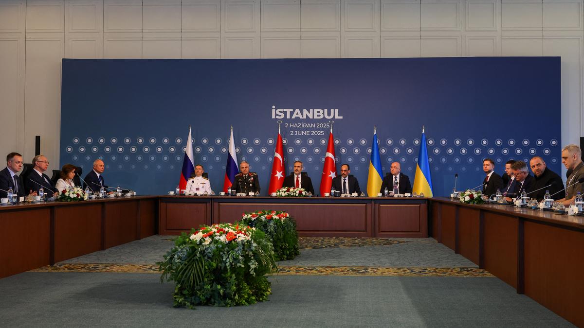 Russia, Ukraine holding talks in Turkiye after launching major attacks