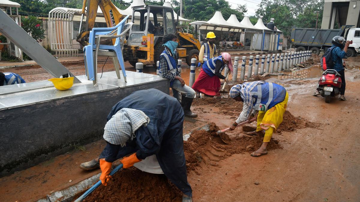 Contractors on strike, civil works of GHMC to be affected