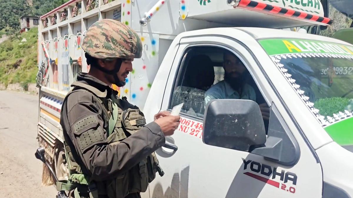 Operation 'Sheruwali' to track down suspected terrorists enters third day in J&K's Rajouri