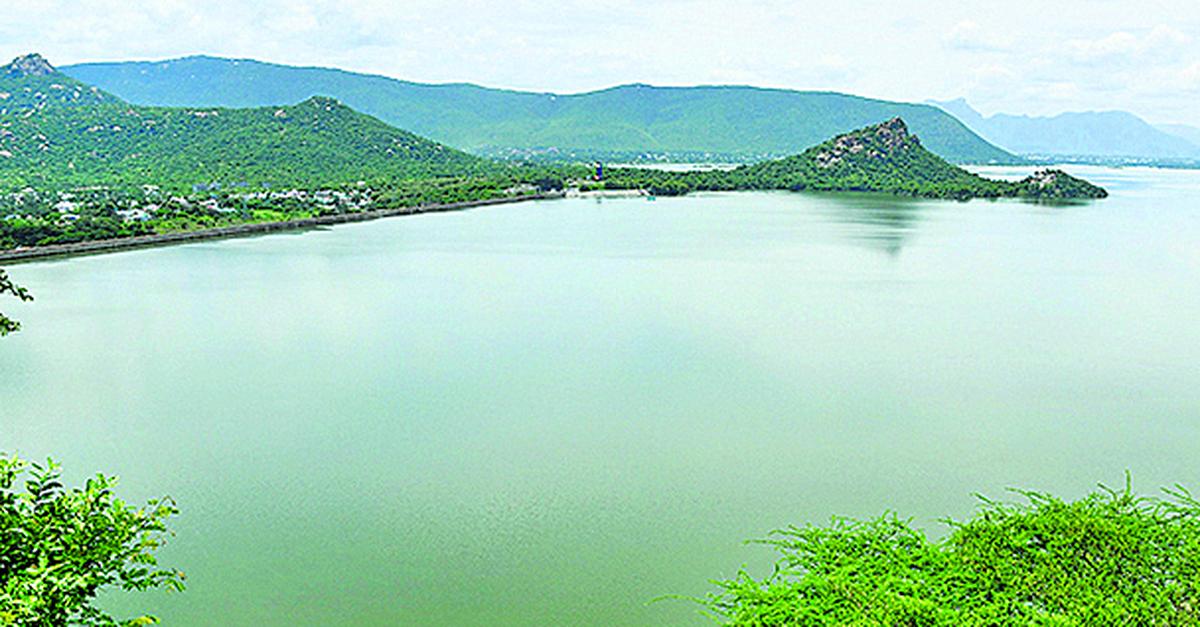 Water level at Mettur dam stands at 120 feet