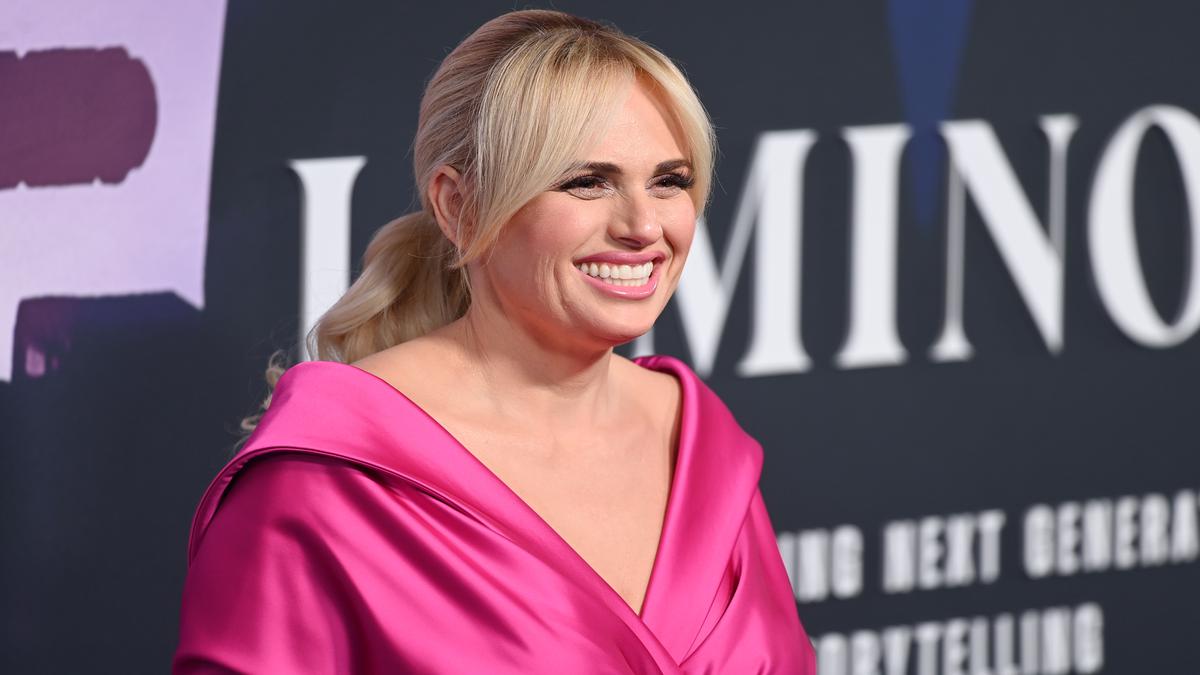 Leslie Mann And Rebel Wilson to Star in Comedy 'Rock the Boat' – Deadline