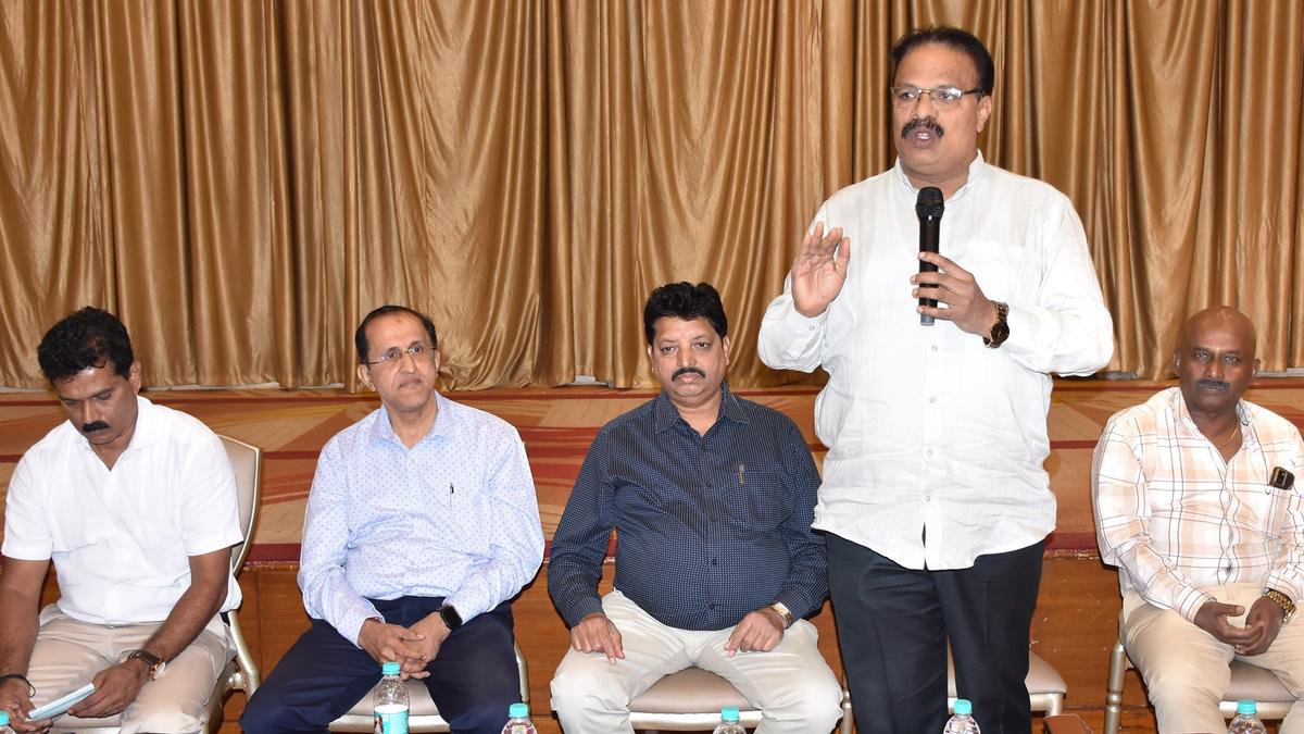Hotel owners oppose KSRTC decision to shift Mysuru suburban bus stand citing ‘inconvenience’ to tourists