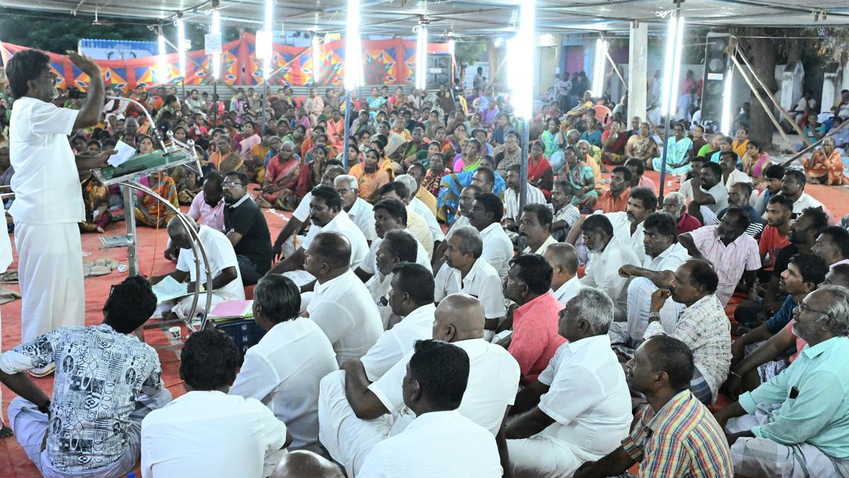 Fishermen call off strike, thank CM for enhancing aid for owners of boats seized by Sri Lankan Navy