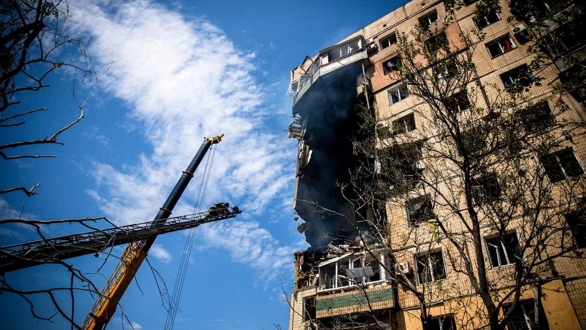 Russian Missiles Strike An Apartment Building, Killing At Least 4 In ...