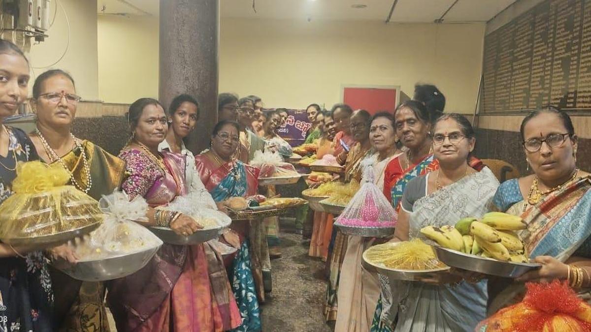 Kanyaka Parameswari Jayanti celebrated with religious fervour in Vizianagaram