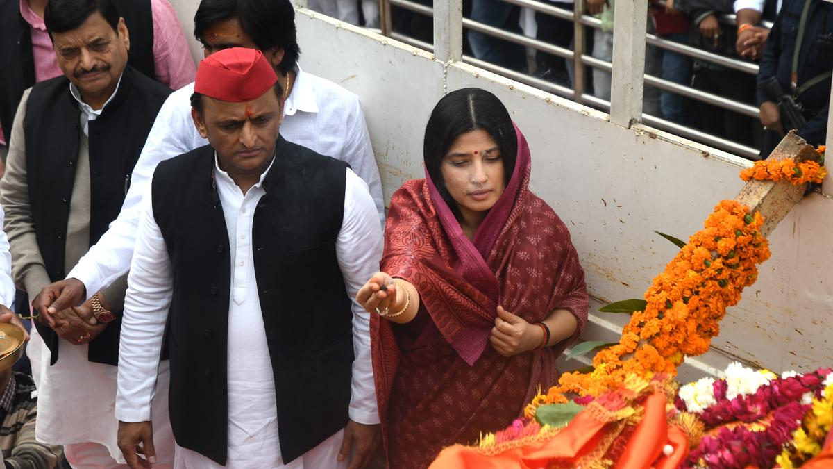 Akhilesh takes ‘puppet’ jibe on M.P. CM over visit to ‘Yadav’ dominated Azamgarh 