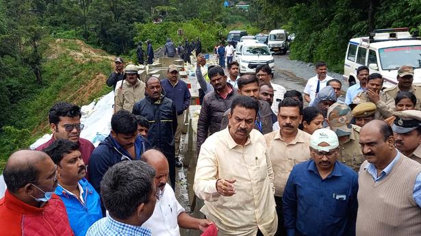 Karnataka Minister unhappy with quality of road-widening work on Bengaluru-Mangaluru highway