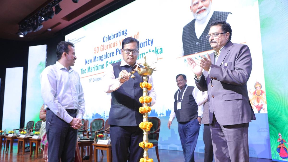 Union Ports Minister starts NMPA golden jubilee celebrations by launching eight projects