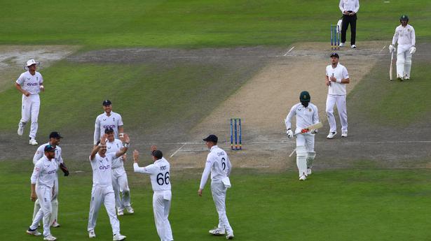 England finishes off South Africa for big win in 2nd test