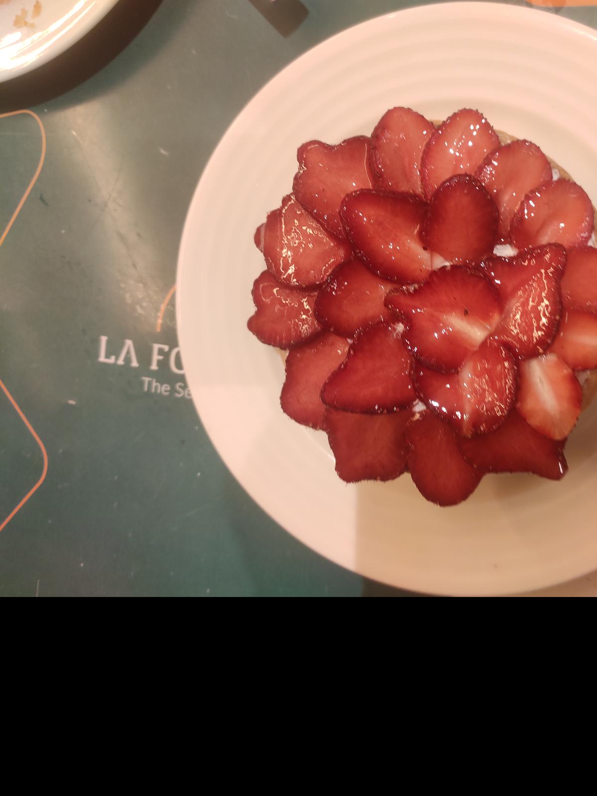 Strawberry tart at La Forno Cafe in Thiruvananthapuram 