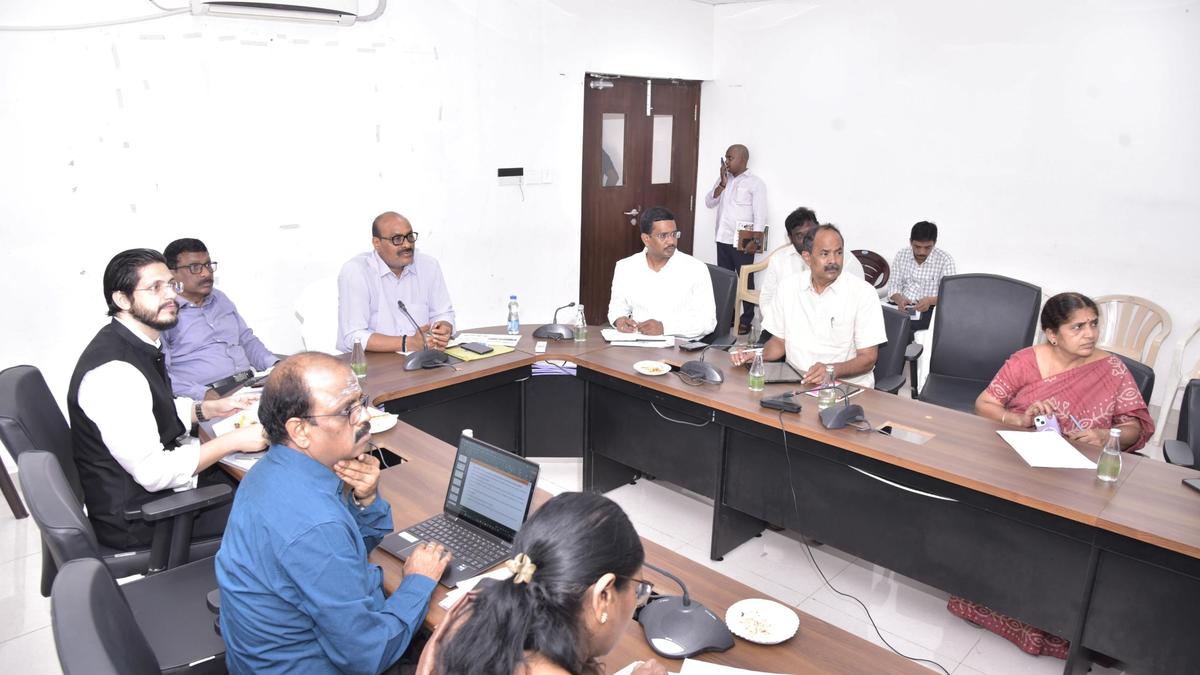 Government readies seeds, fertilisers for Kharif 2026