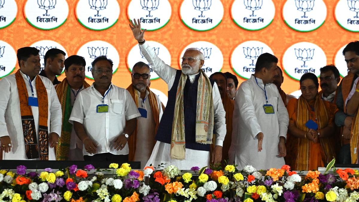 https://th-i.thgim.com/public/incoming/otj4h6/article69965830.ece/alternates/LANDSCAPE_1200/80717_22_8_2025_20_25_9_4_PMNARENDRAMODI2.JPG